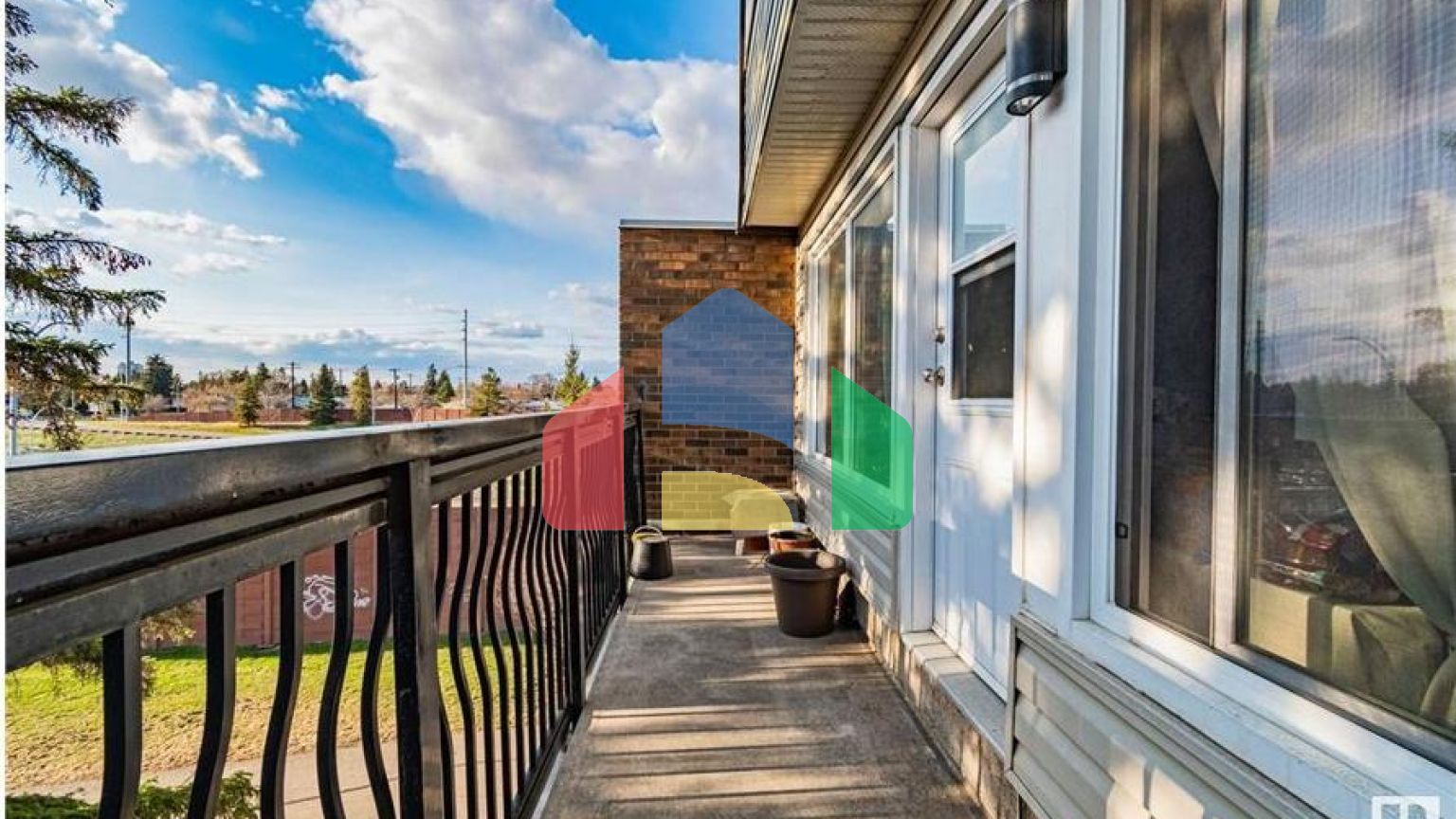 Residential - Condo/Apartment - Edmonton, Canada - Canada