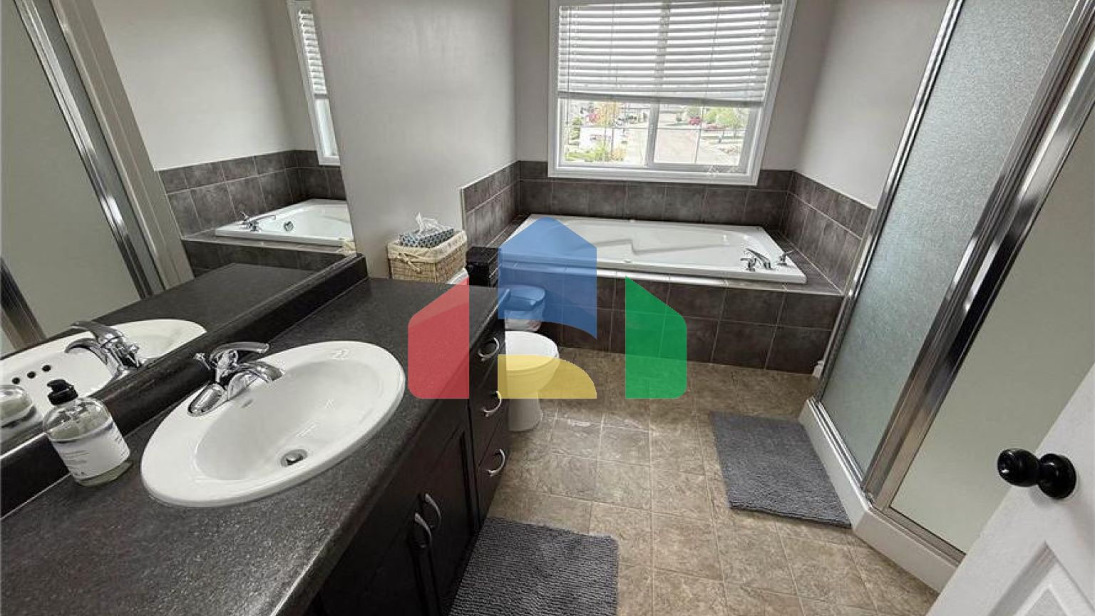 Residential - Single Family Home - Edmonton, Canada - Canada