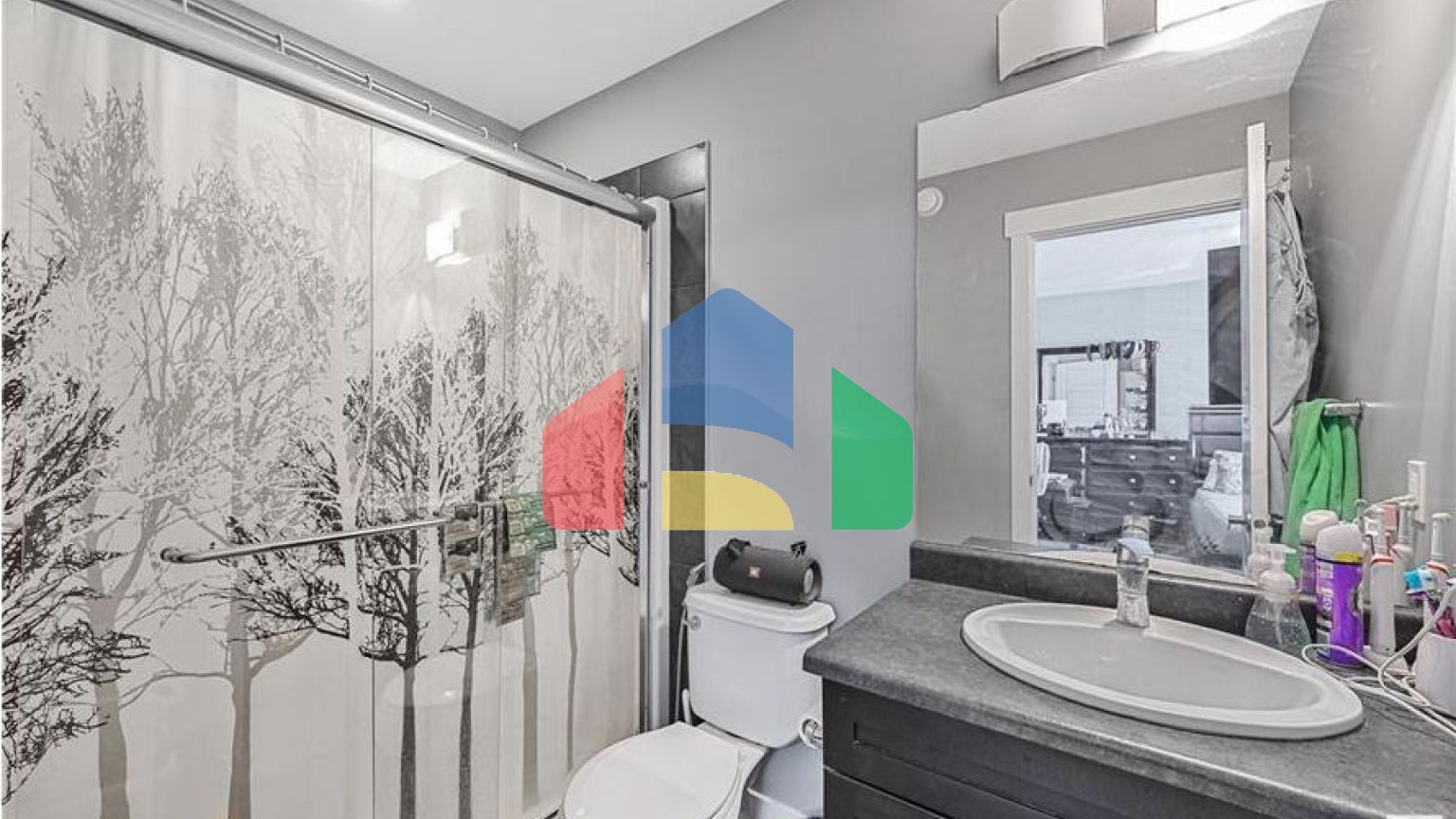 Residential - Single Family Home - Edmonton, Canada - Canada