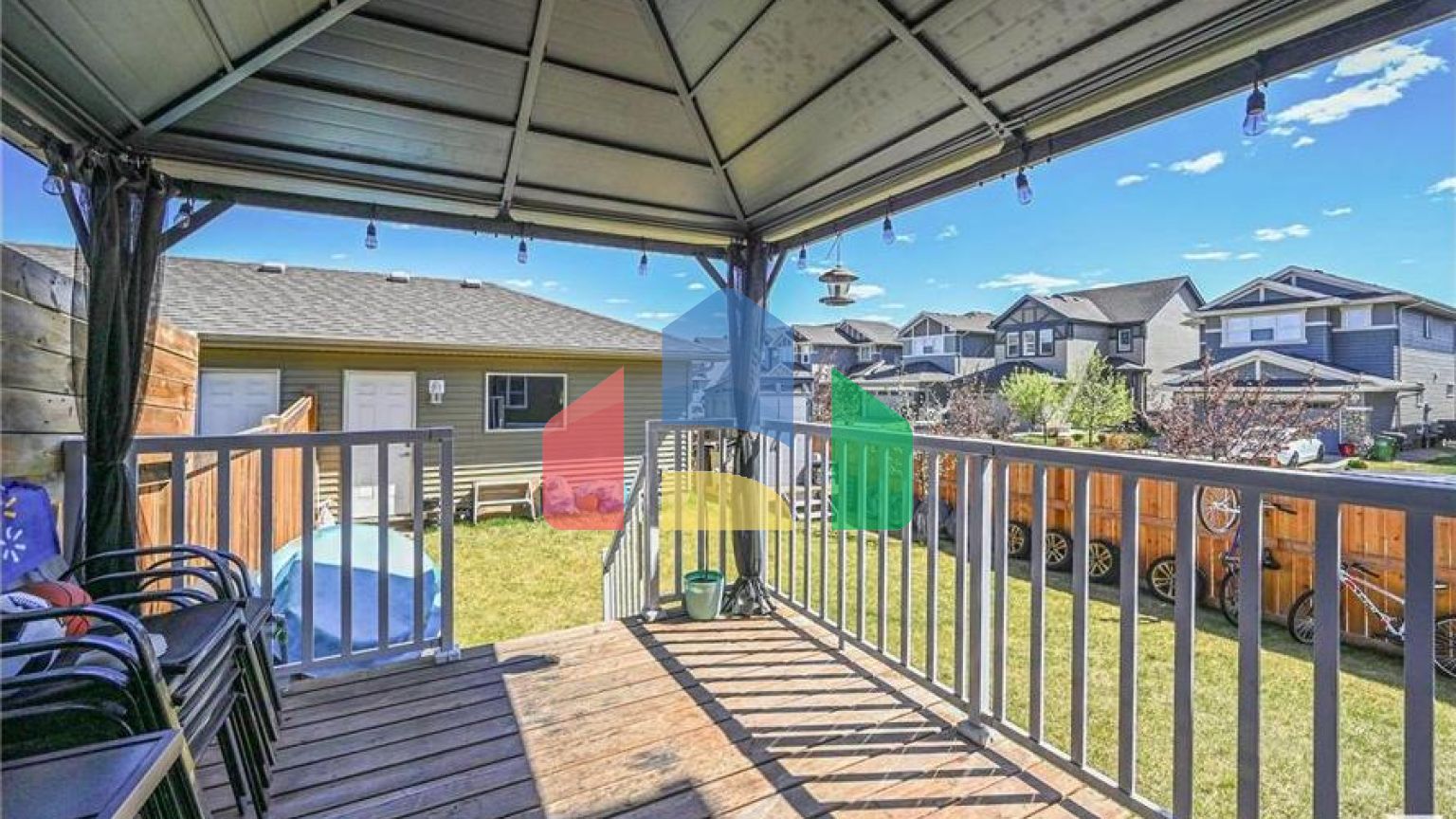 Residential - Single Family Home - Edmonton, Canada - Canada