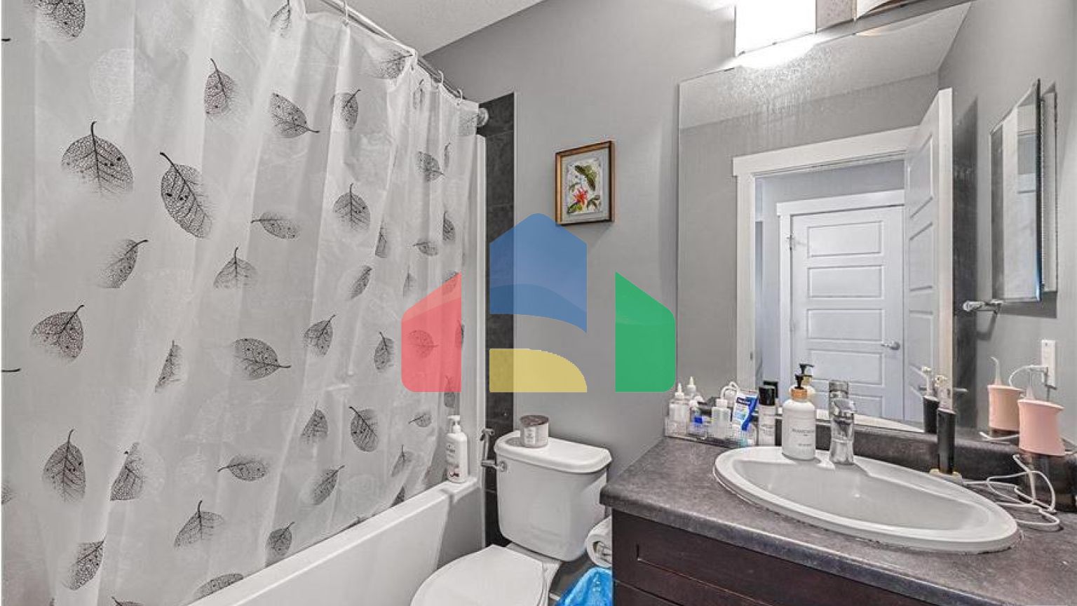 Residential - Single Family Home - Edmonton, Canada - Canada