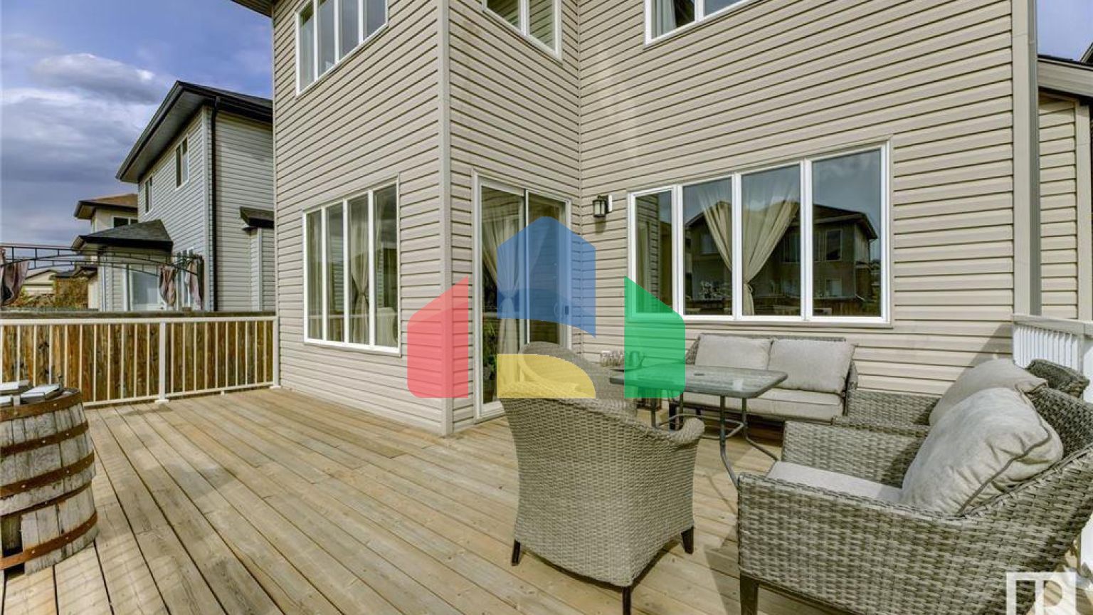 Residential - Single Family Home - Edmonton, Canada - Canada