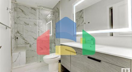 Residential - Single Family Home - Edmonton, Canada - Canada