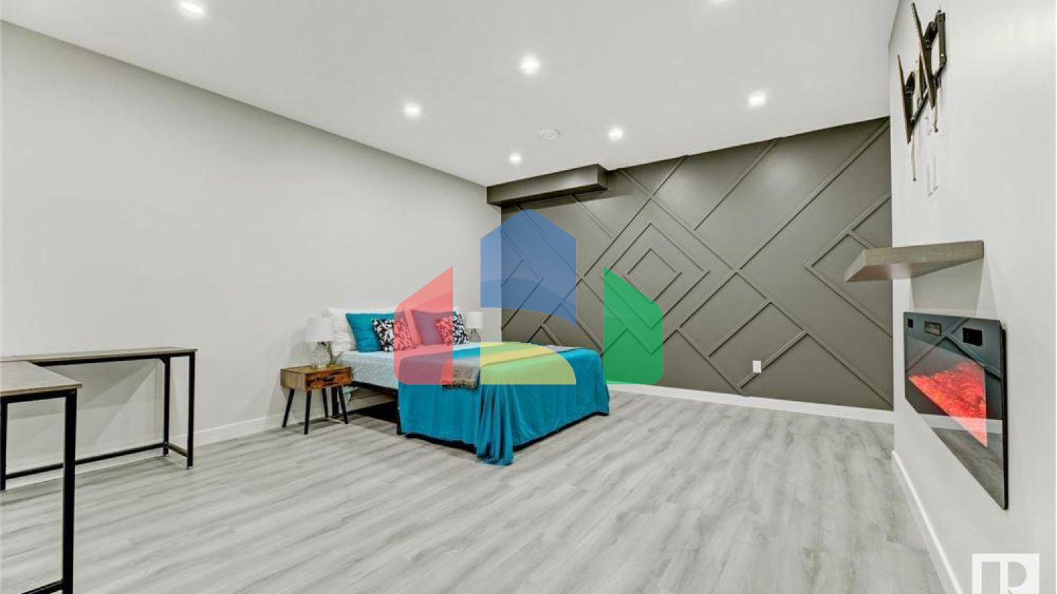 Residential - Single Family Home - Edmonton, Canada - Canada