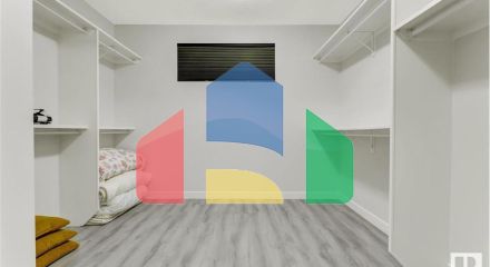 Residential - Single Family Home - Edmonton, Canada - Canada