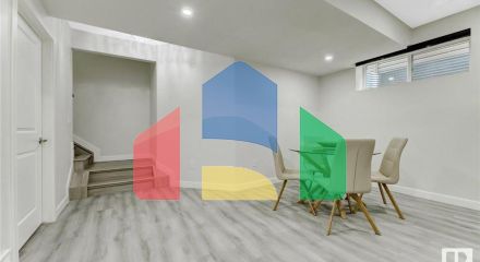 Residential - Single Family Home - Edmonton, Canada - Canada