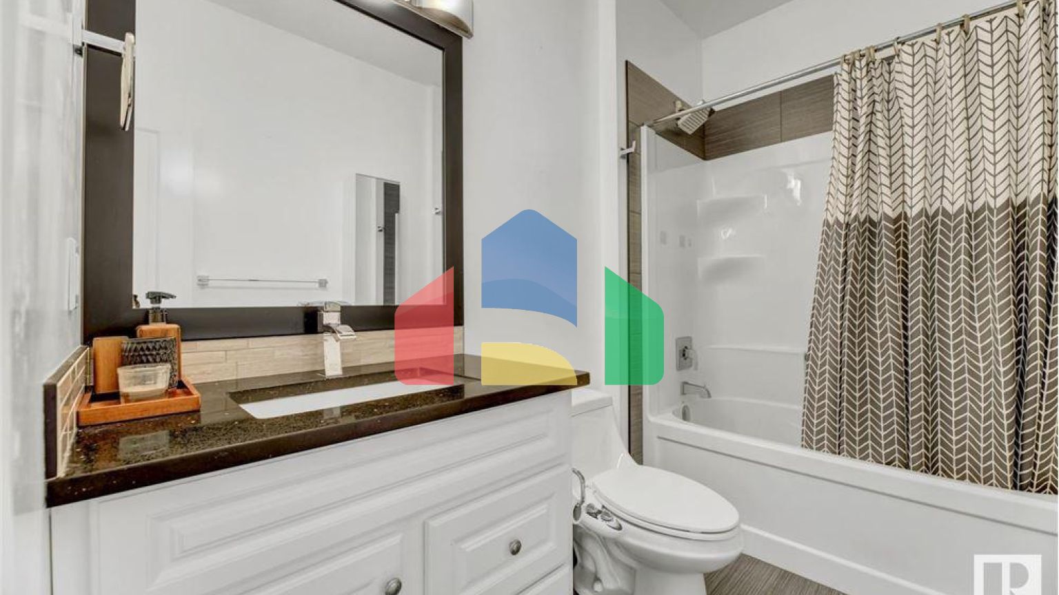 Residential - Single Family Home - Edmonton, Canada - Canada