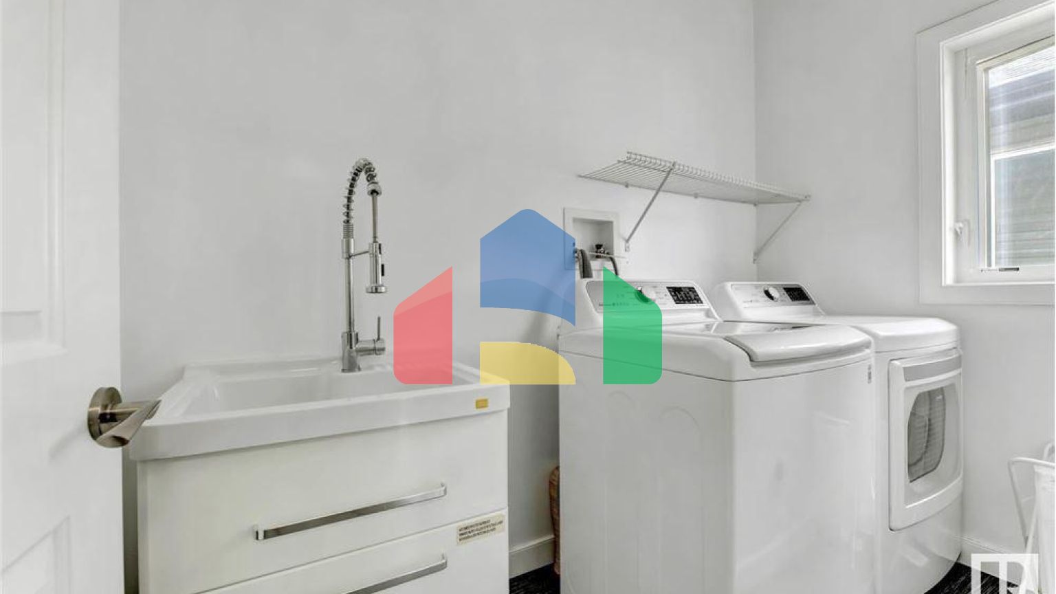 Residential - Single Family Home - Edmonton, Canada - Canada