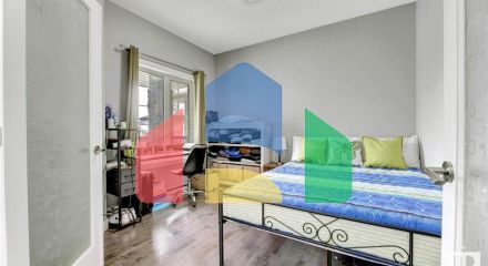 Residential - Single Family Home - Edmonton, Canada - Canada
