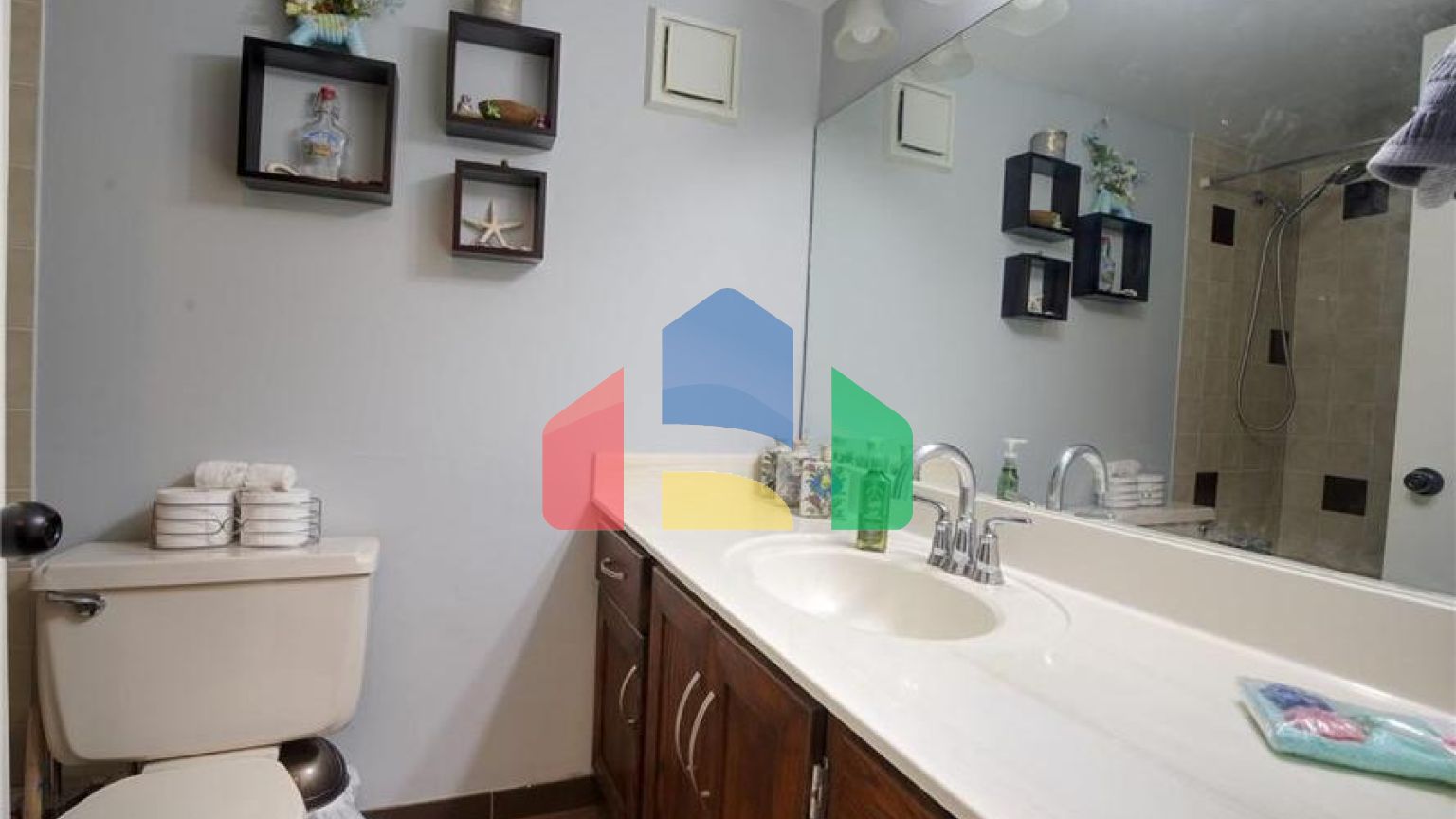 Residential - Condo/Apartment - Edmonton, Canada - Canada