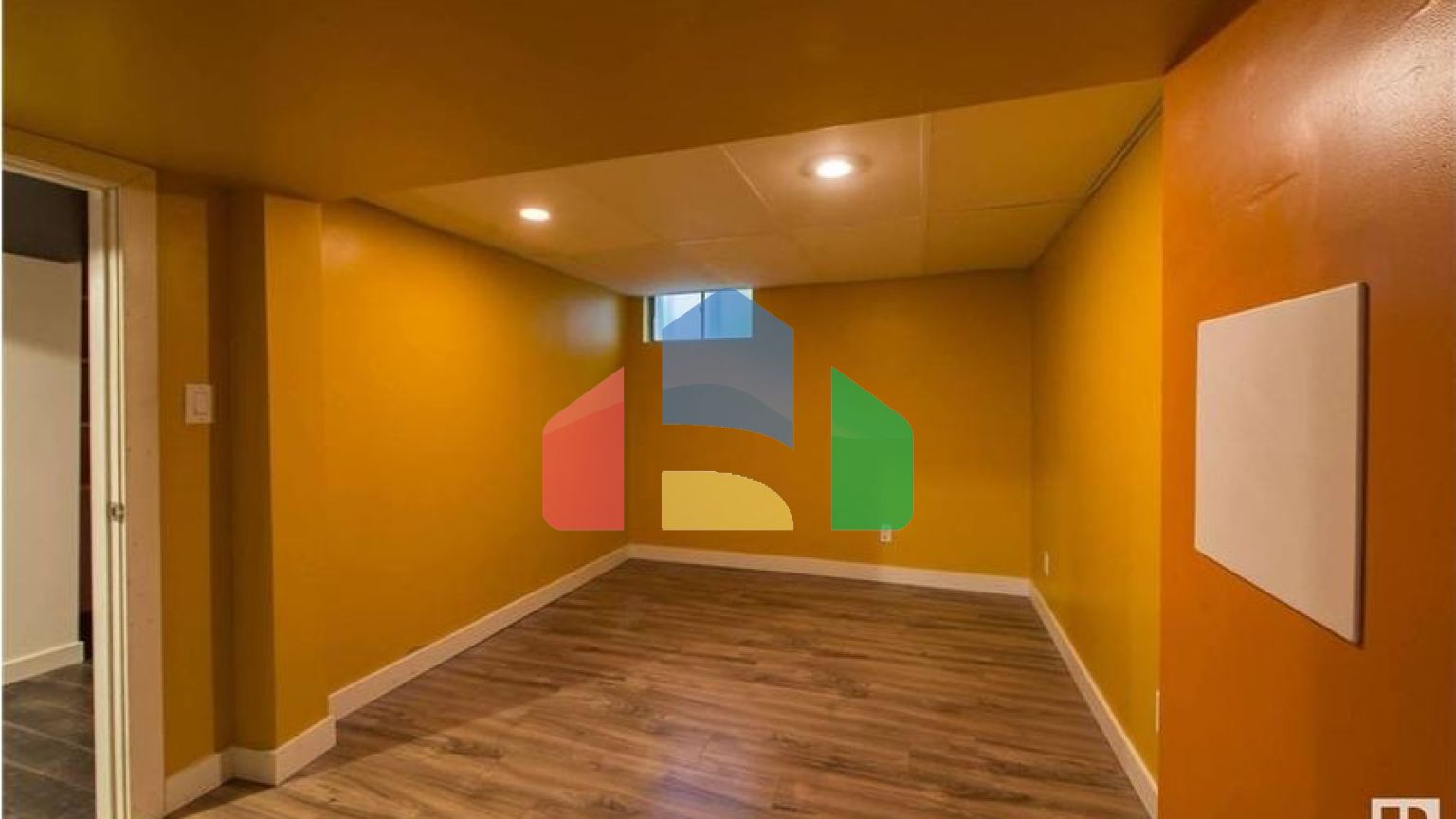 Residential - Single Family Home - Edmonton, Canada - Canada