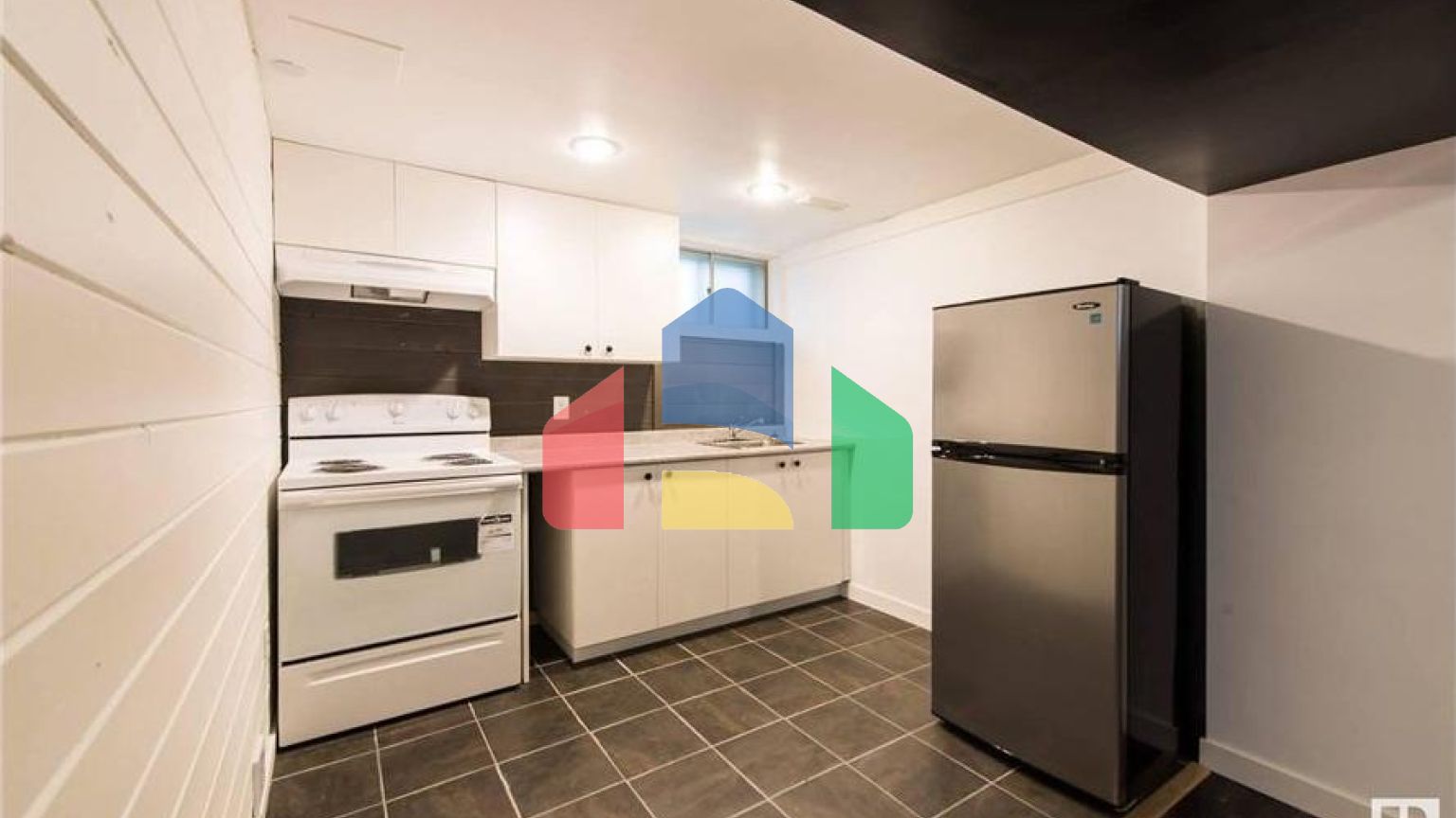 Residential - Single Family Home - Edmonton, Canada - Canada