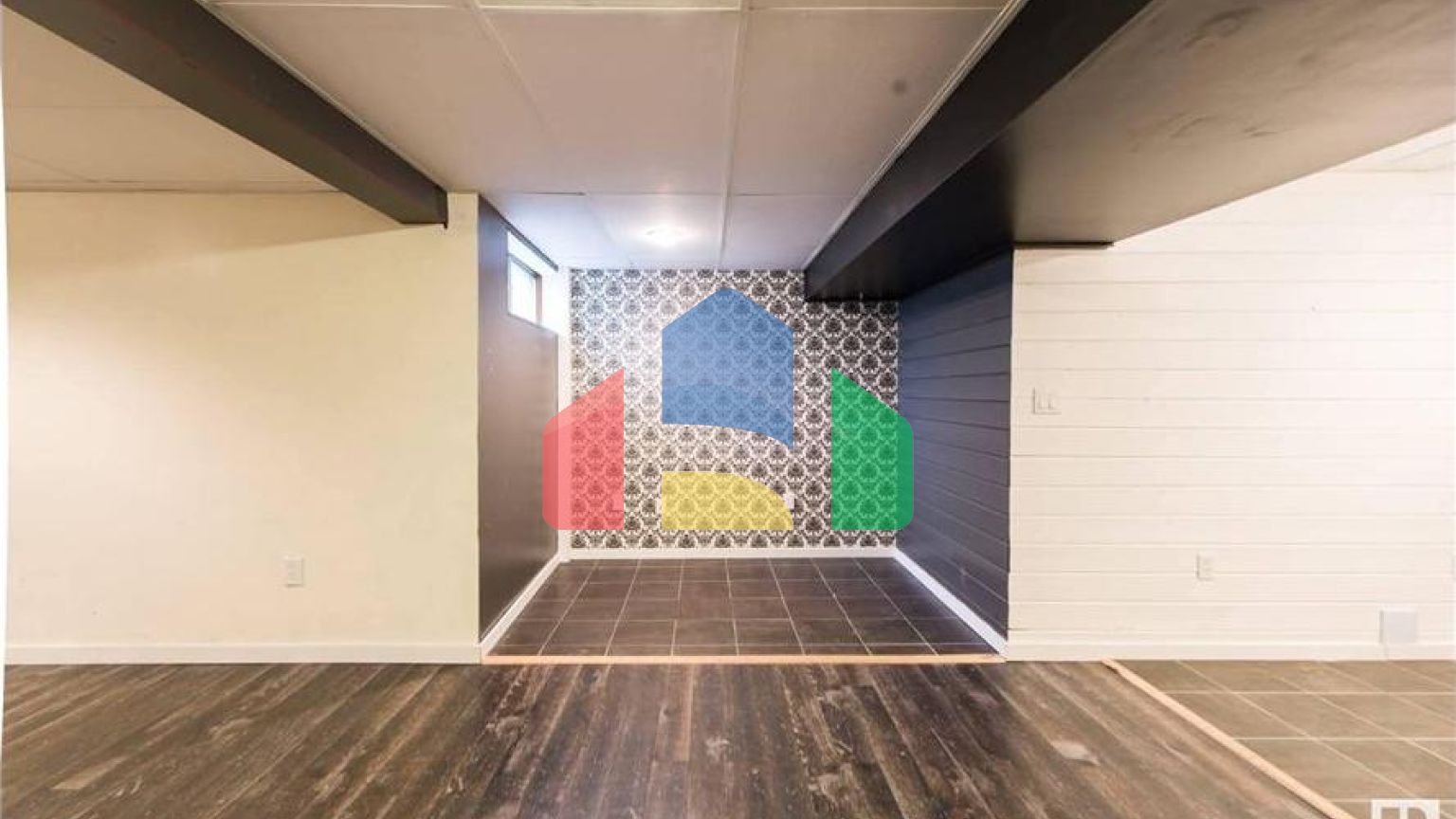 Residential - Single Family Home - Edmonton, Canada - Canada