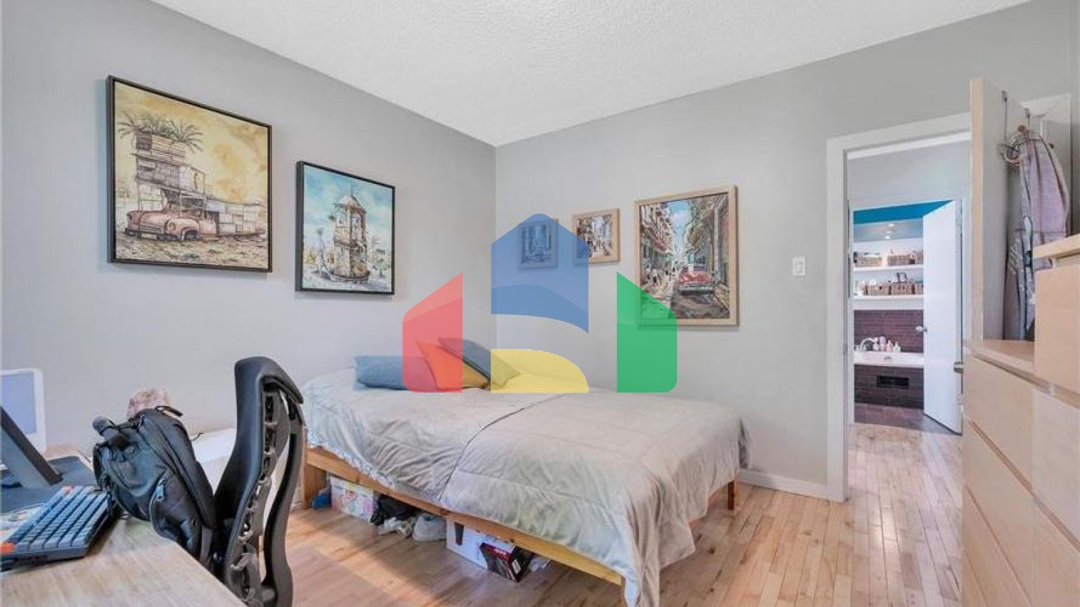 Residential - Single Family Home - Edmonton, Canada - Canada