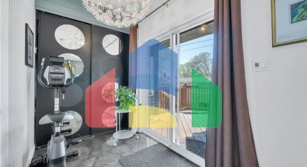 Residential - Single Family Home - Edmonton, Canada - Canada