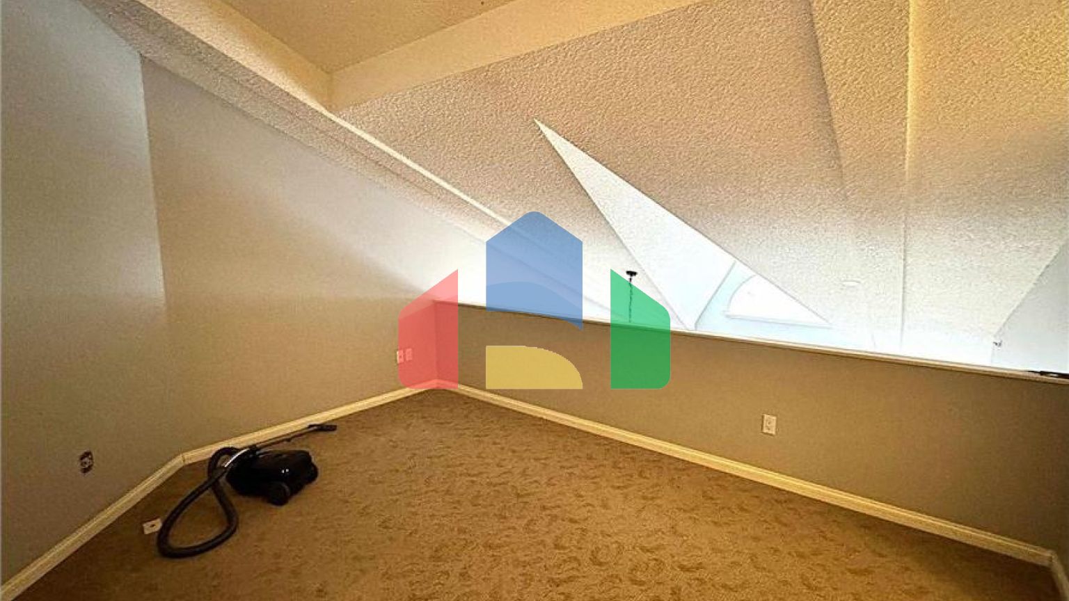 Residential - Condo/Apartment - Edmonton, Canada - Canada