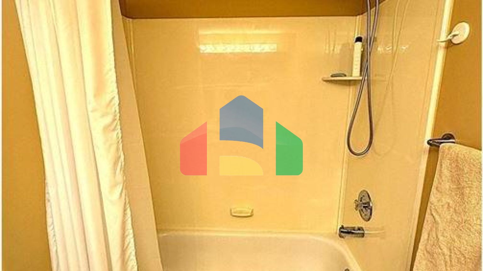 Residential - Condo/Apartment - Edmonton, Canada - Canada