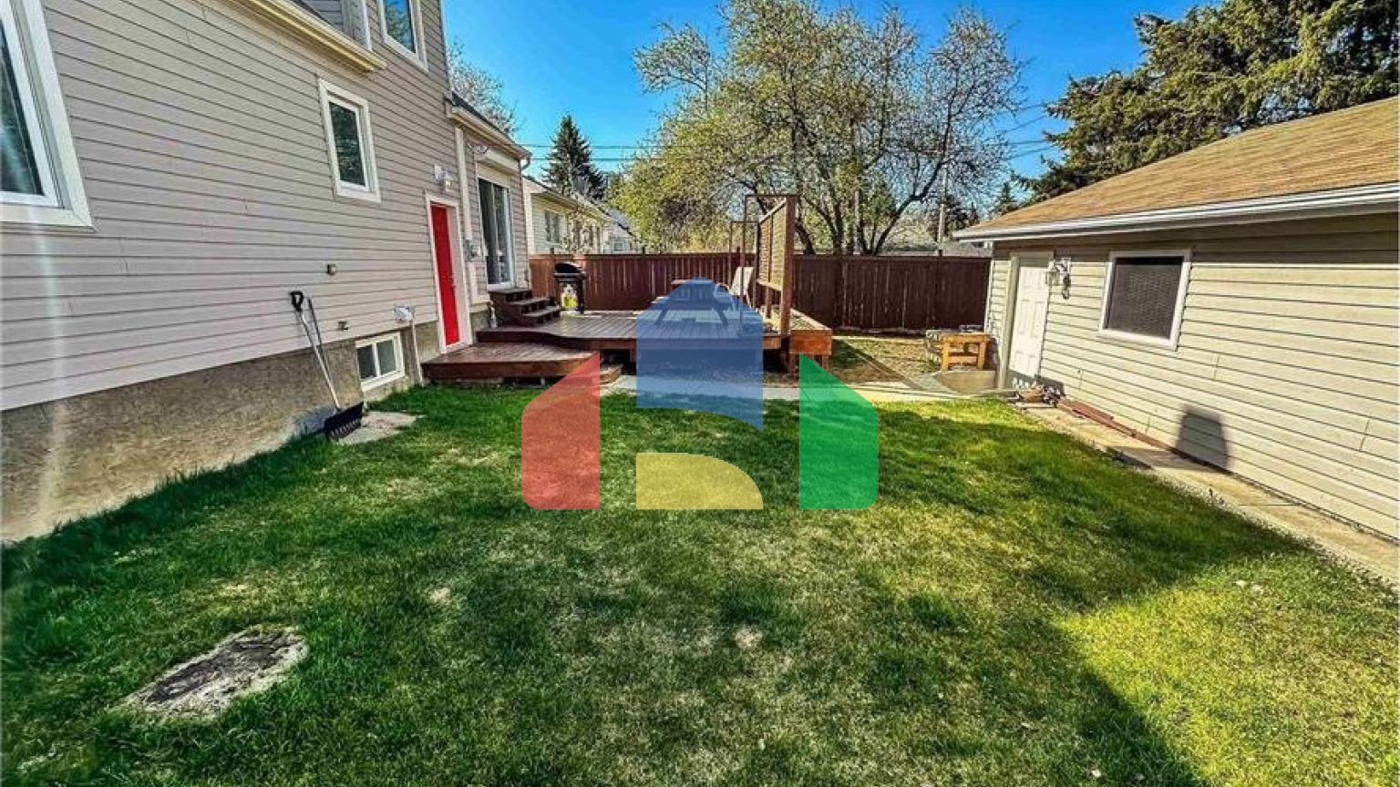 Residential - Single Family Home - Edmonton, Canada - Canada