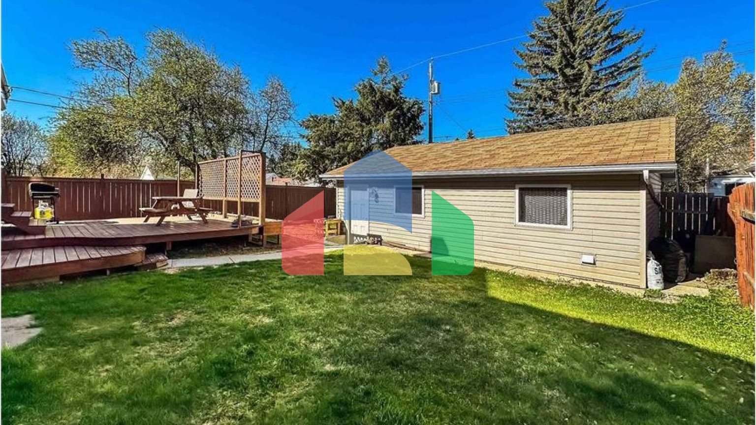 Residential - Single Family Home - Edmonton, Canada - Canada