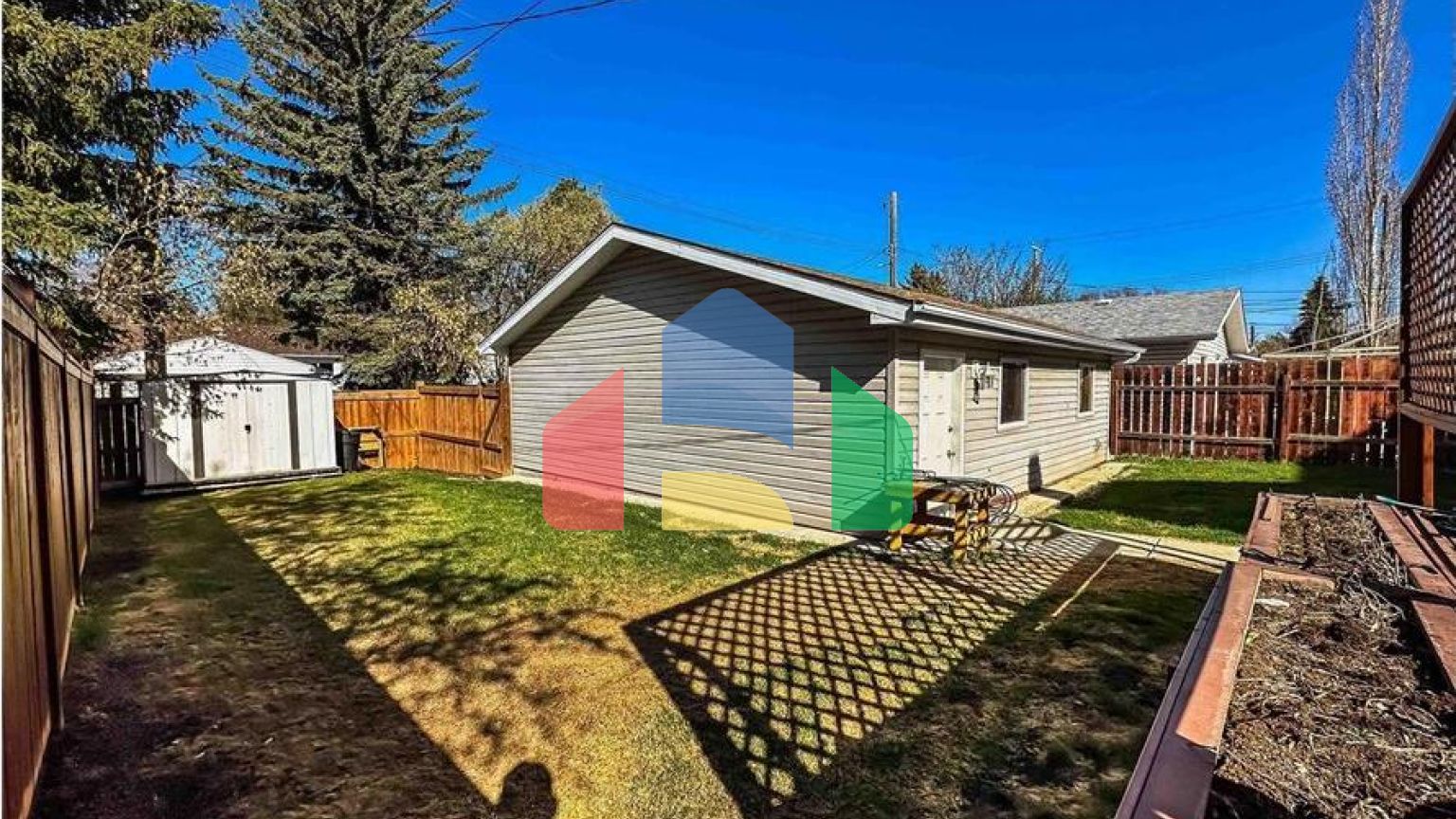 Residential - Single Family Home - Edmonton, Canada - Canada