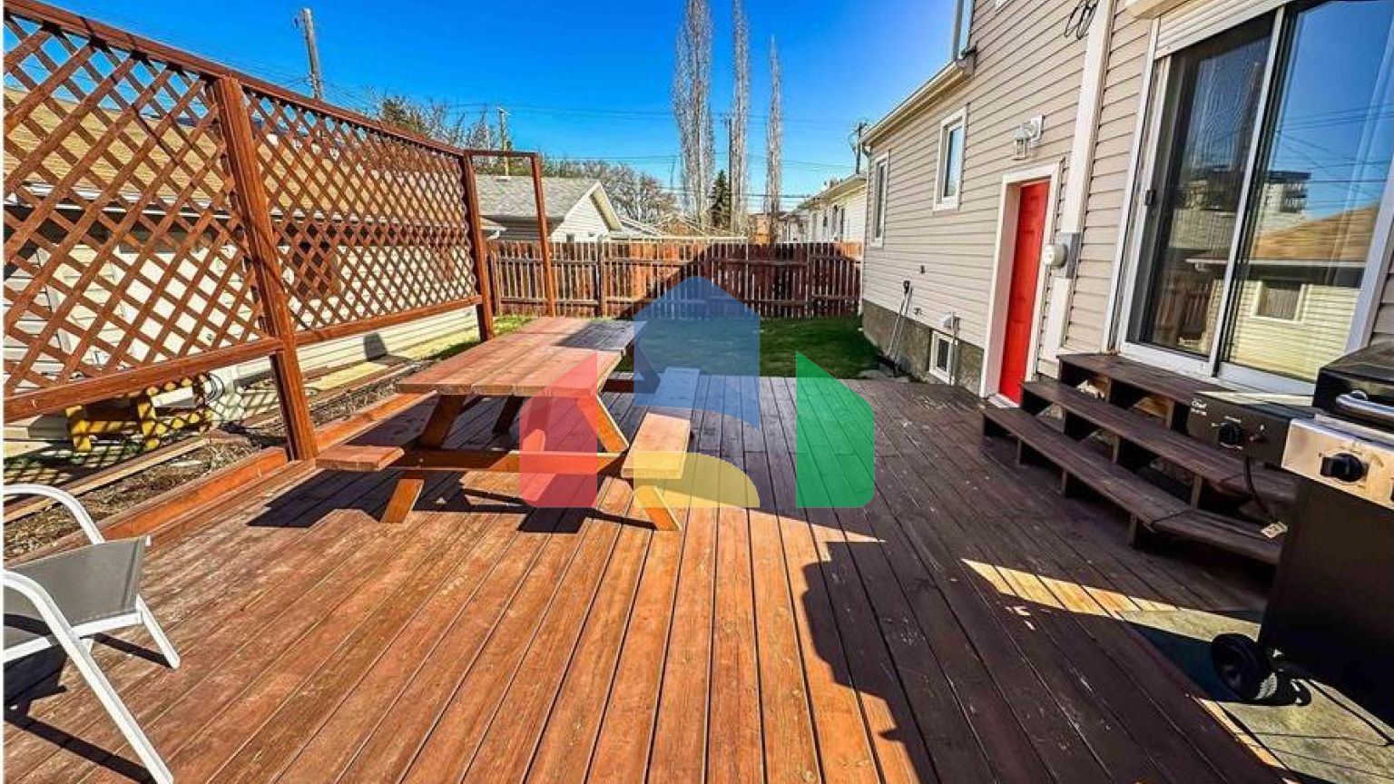 Residential - Single Family Home - Edmonton, Canada - Canada