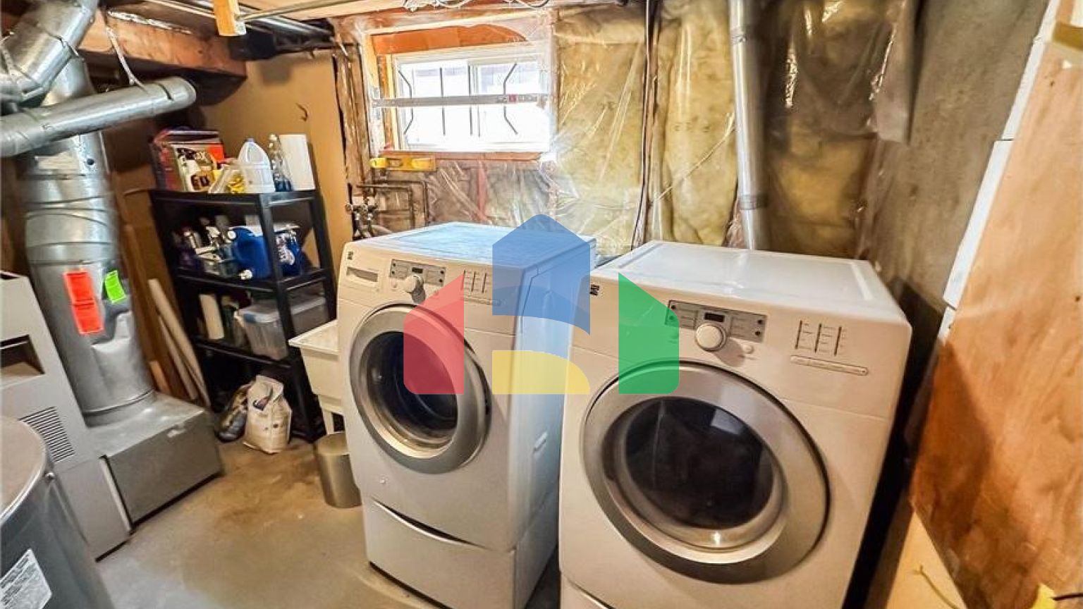 Residential - Single Family Home - Edmonton, Canada - Canada