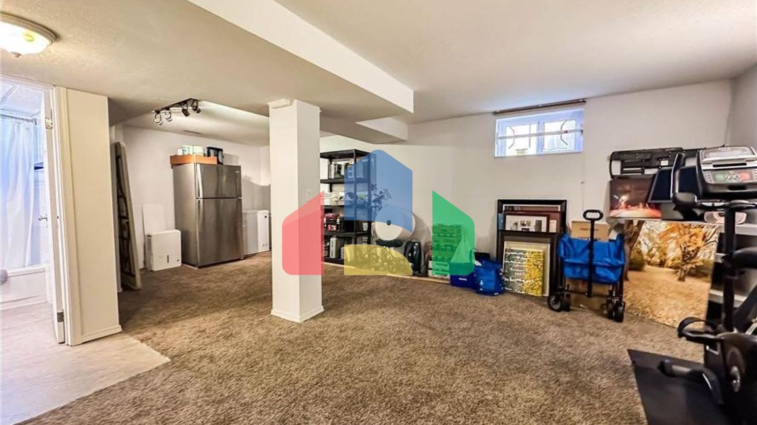 Residential - Single Family Home - Edmonton, Canada - Canada