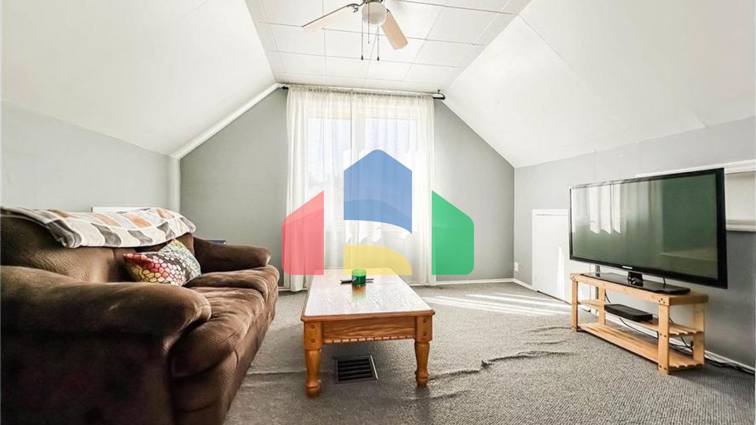 Residential - Single Family Home - Edmonton, Canada - Canada