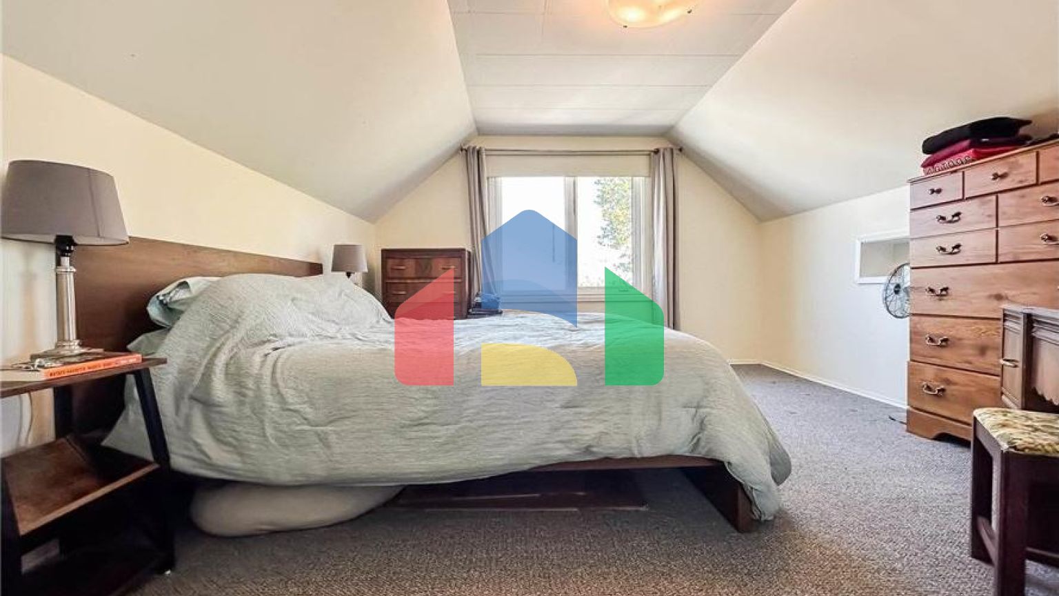 Residential - Single Family Home - Edmonton, Canada - Canada