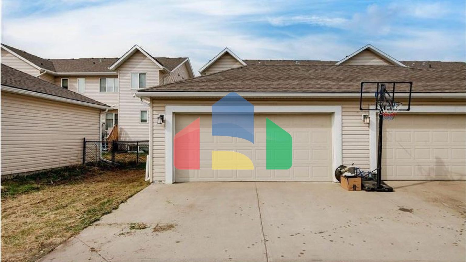 Residential - Single Family Home - Edmonton, Canada - Canada