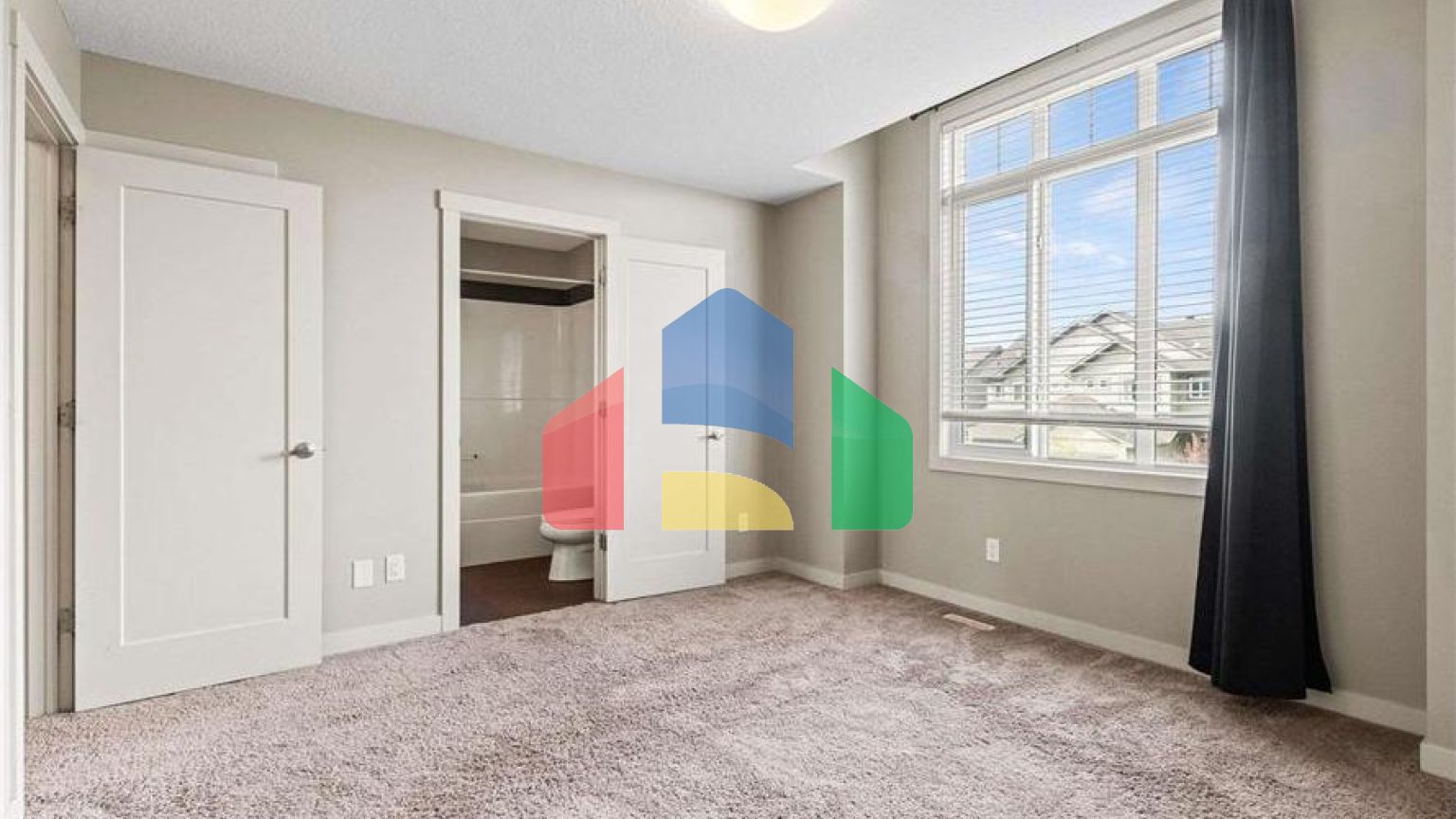 Residential - Single Family Home - Edmonton, Canada - Canada