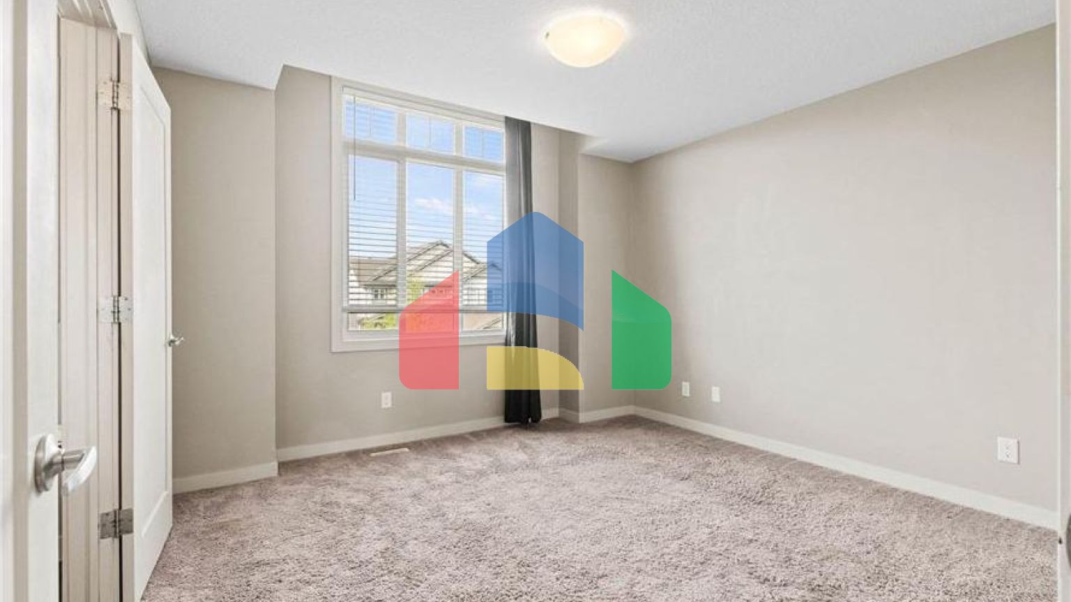 Residential - Single Family Home - Edmonton, Canada - Canada