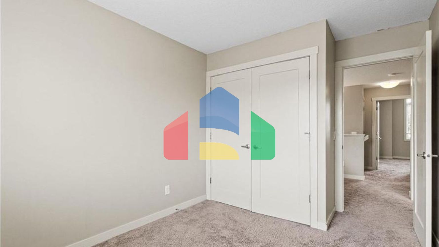 Residential - Single Family Home - Edmonton, Canada - Canada