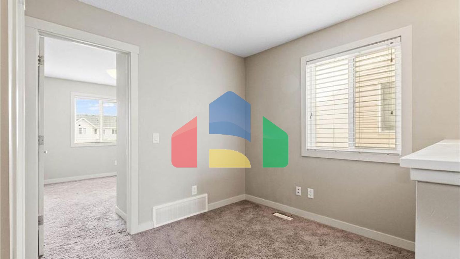 Residential - Single Family Home - Edmonton, Canada - Canada