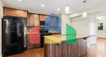 Residential - Single Family Home - Edmonton, Canada - Canada