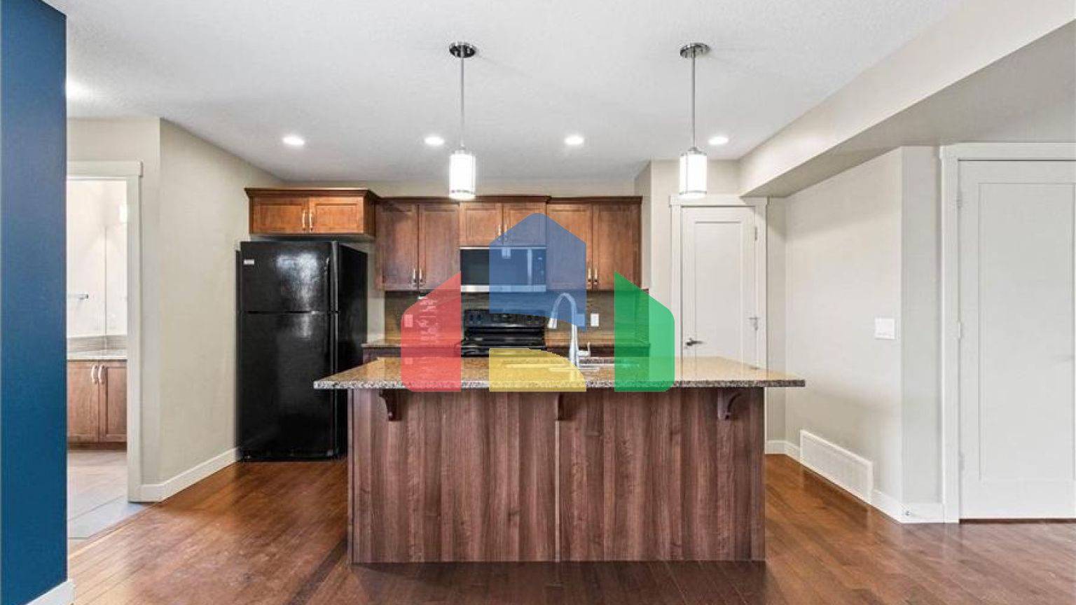 Residential - Single Family Home - Edmonton, Canada - Canada