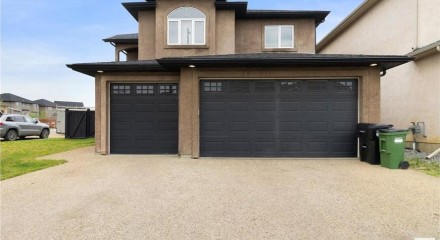 Residential - Single Family Home - Edmonton, Canada - Canada