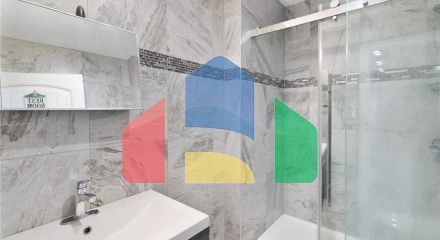 Residential - Single Family Home - Edmonton, Canada - Canada