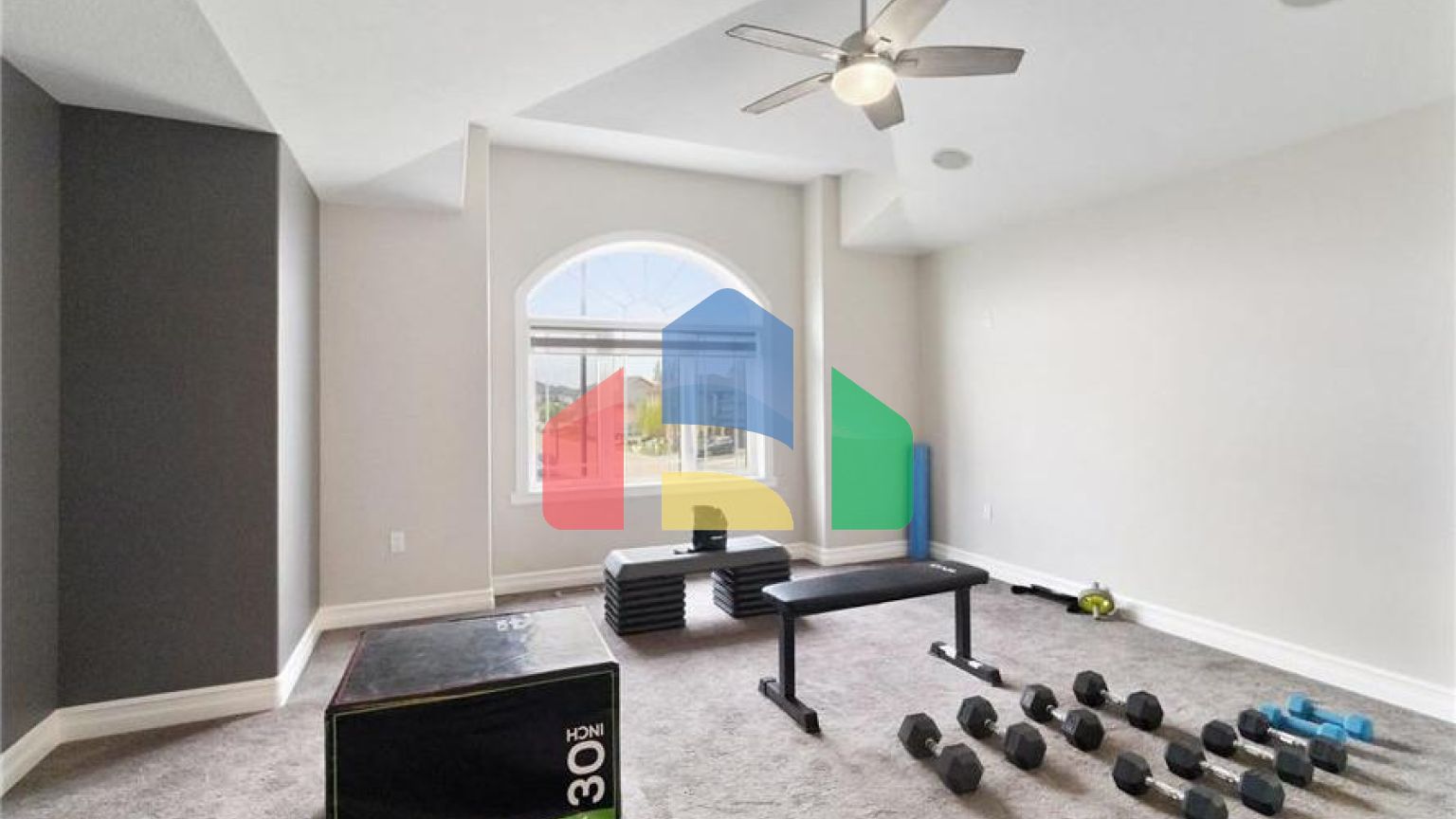 Residential - Single Family Home - Edmonton, Canada - Canada