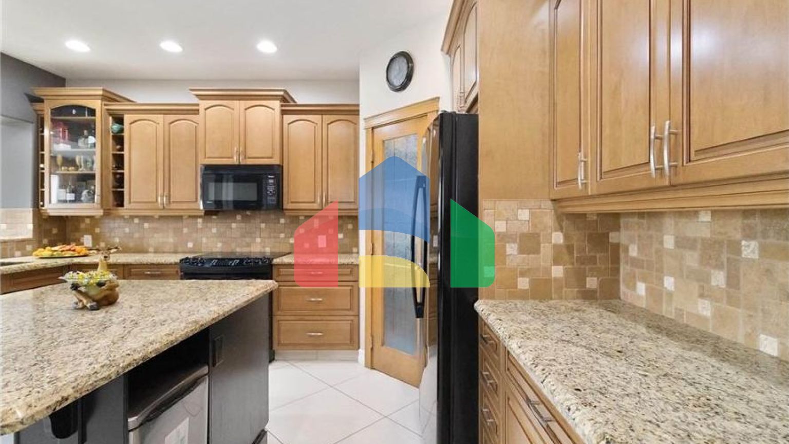 Residential - Single Family Home - Edmonton, Canada - Canada