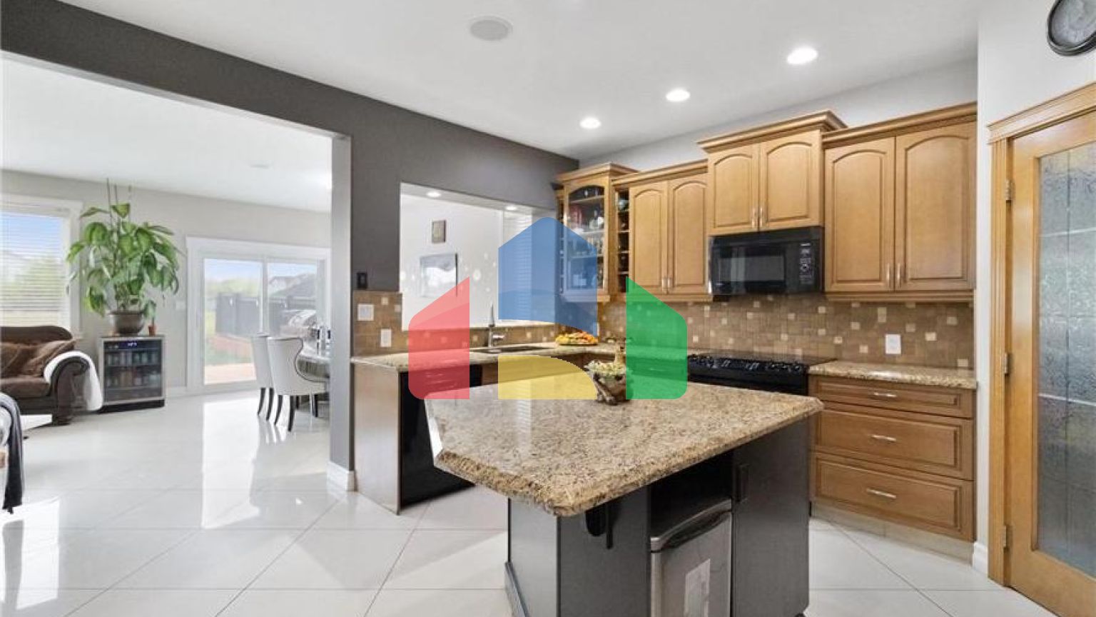 Residential - Single Family Home - Edmonton, Canada - Canada