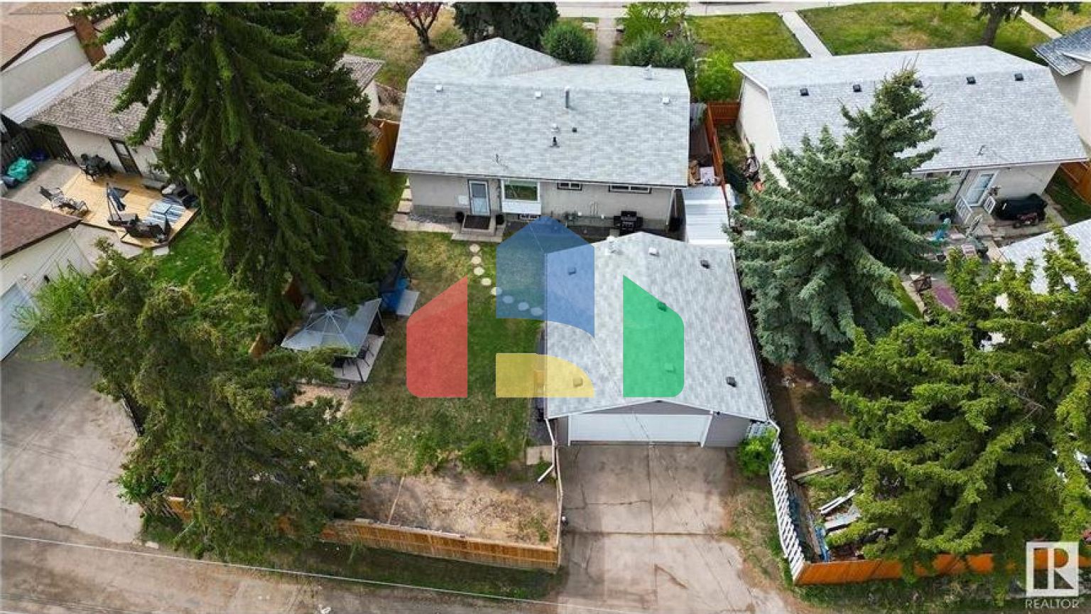 Residential - Single Family Home - Edmonton, Canada - Canada