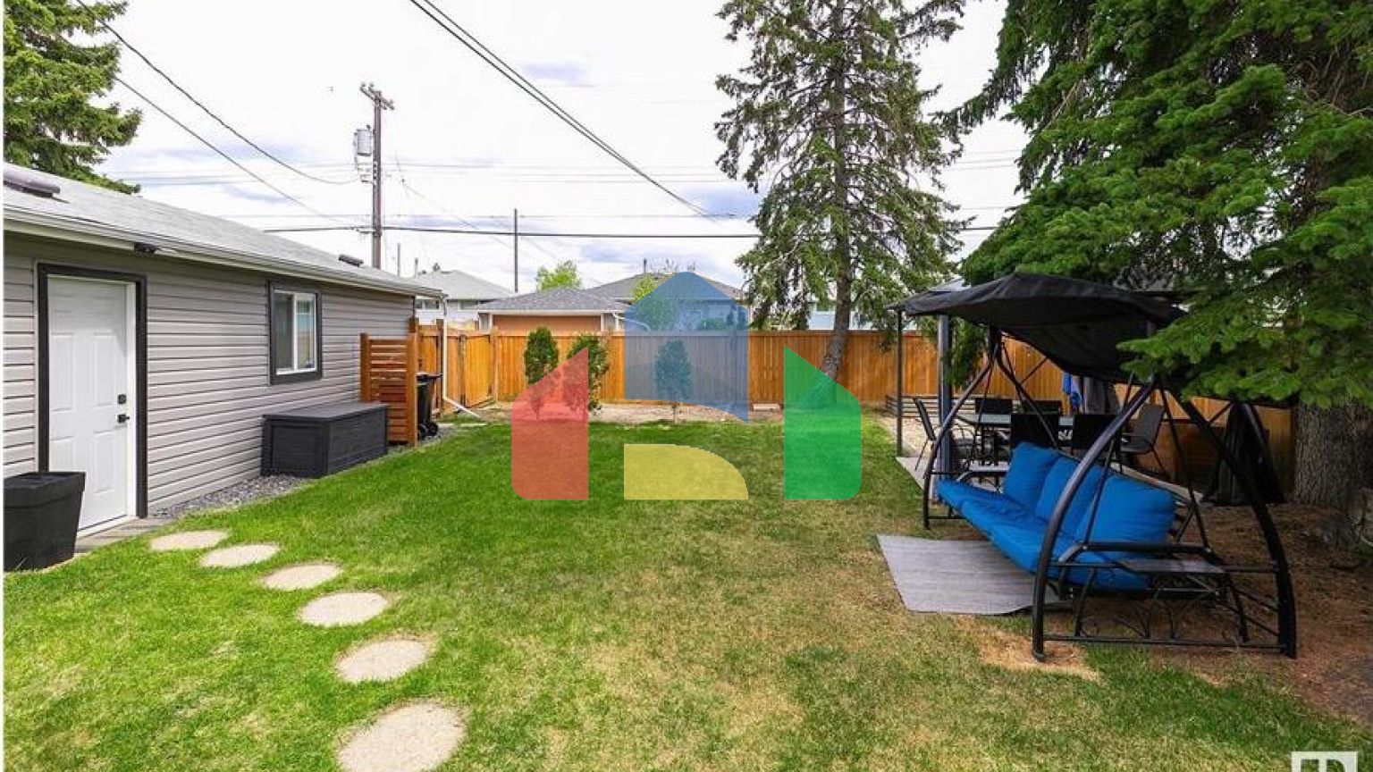 Residential - Single Family Home - Edmonton, Canada - Canada