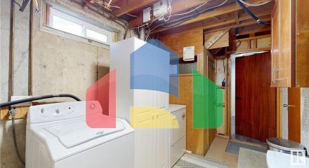 Residential - Single Family Home - Edmonton, Canada - Canada