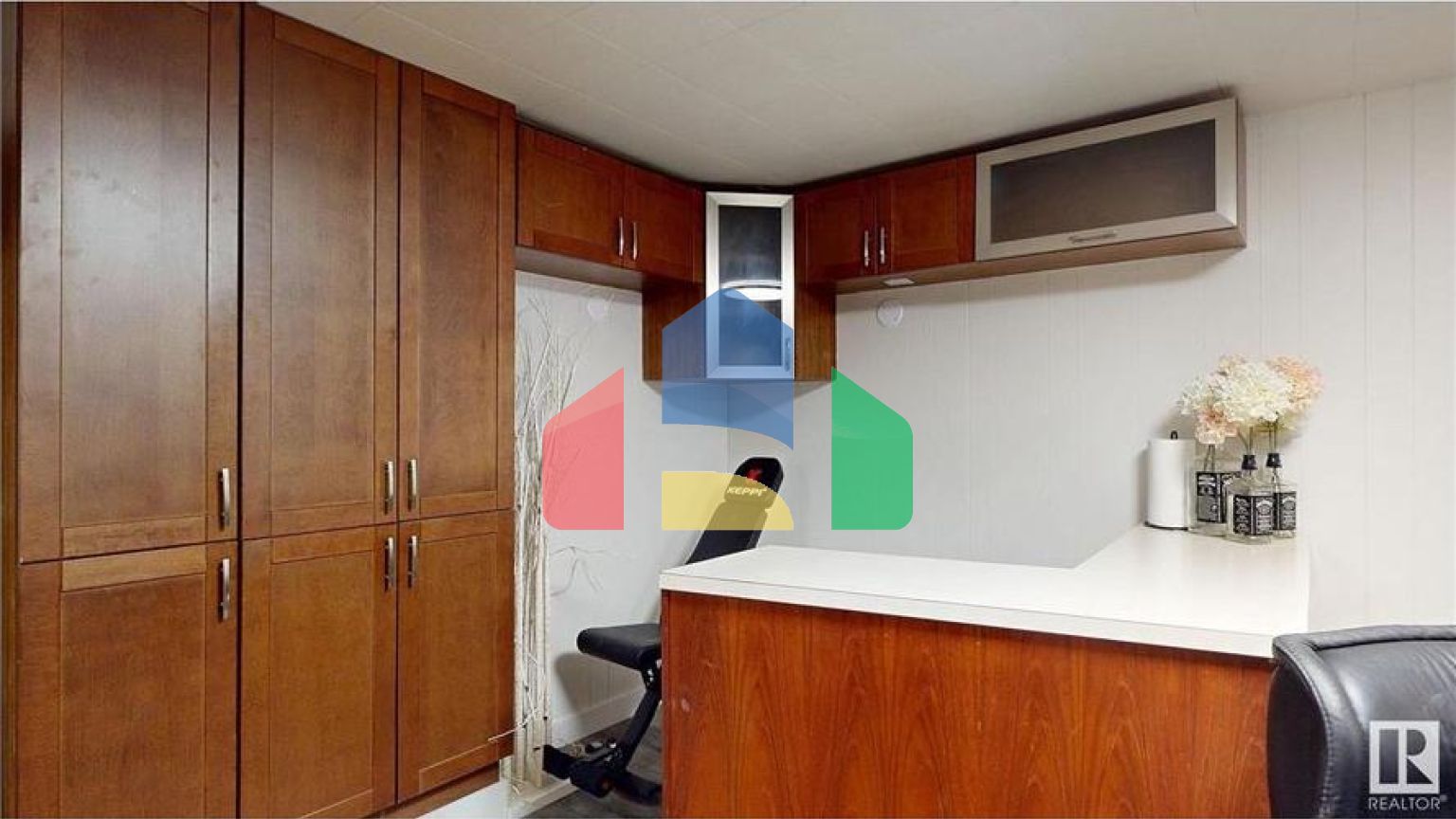 Residential - Single Family Home - Edmonton, Canada - Canada