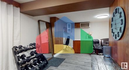 Residential - Single Family Home - Edmonton, Canada - Canada