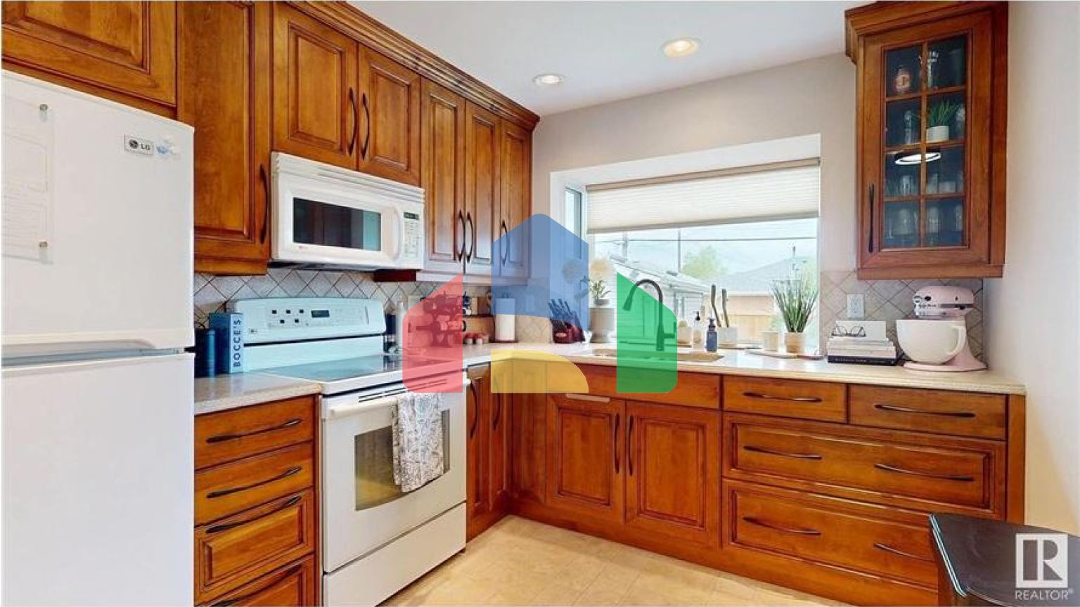 Residential - Single Family Home - Edmonton, Canada - Canada