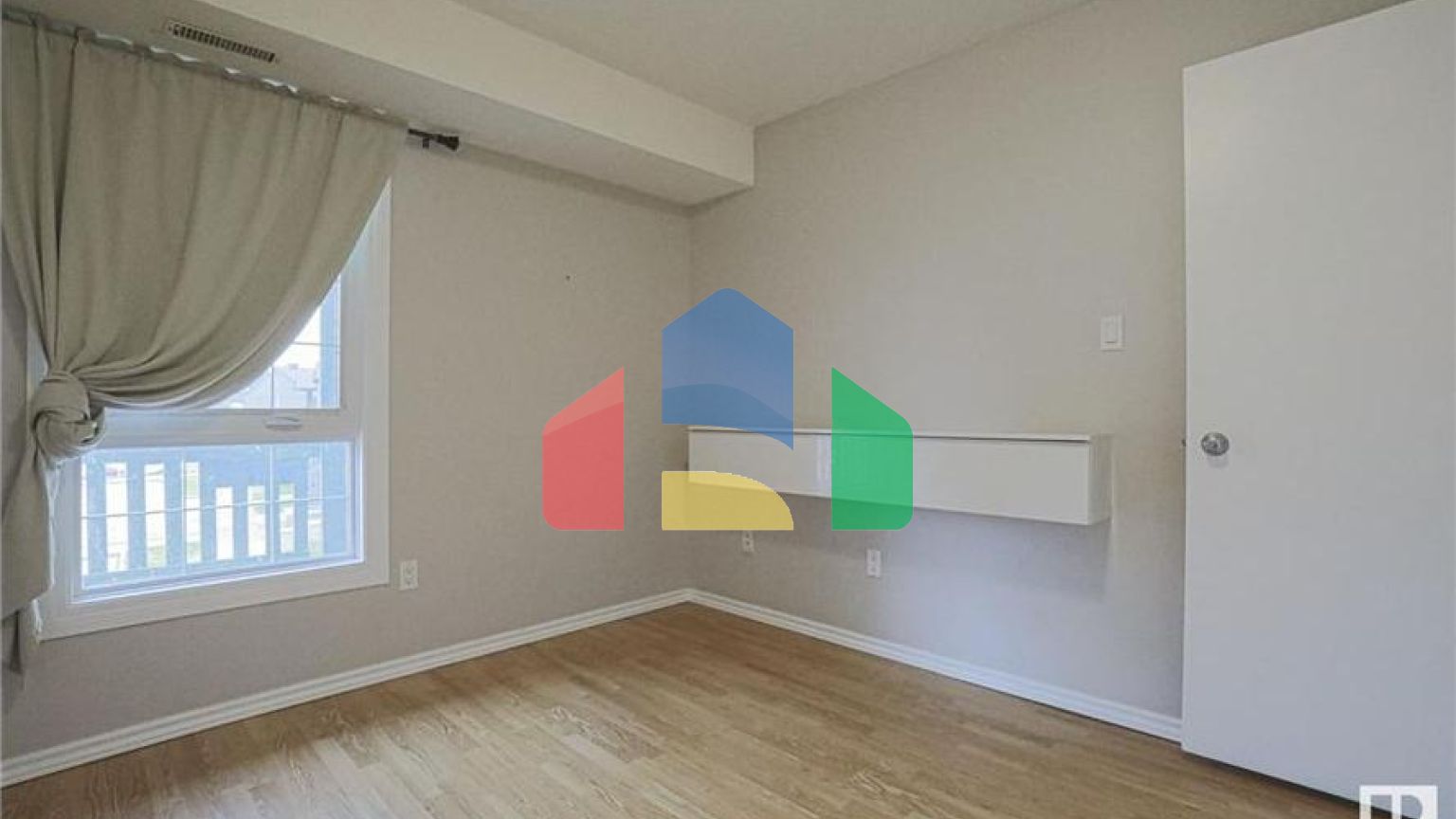 Residential - Condo/Apartment - Edmonton, Canada - Canada