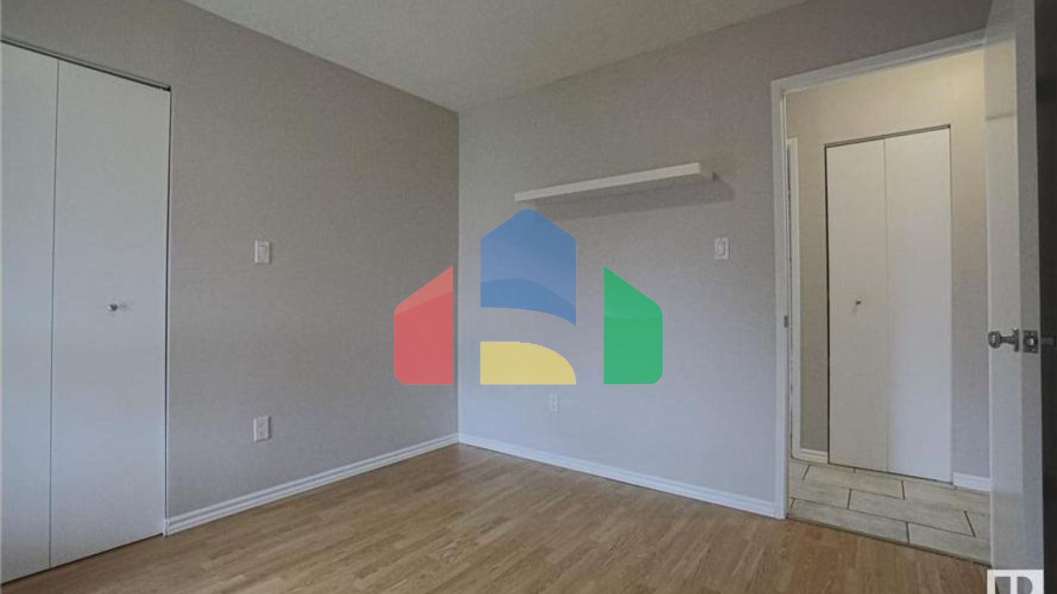 Residential - Condo/Apartment - Edmonton, Canada - Canada