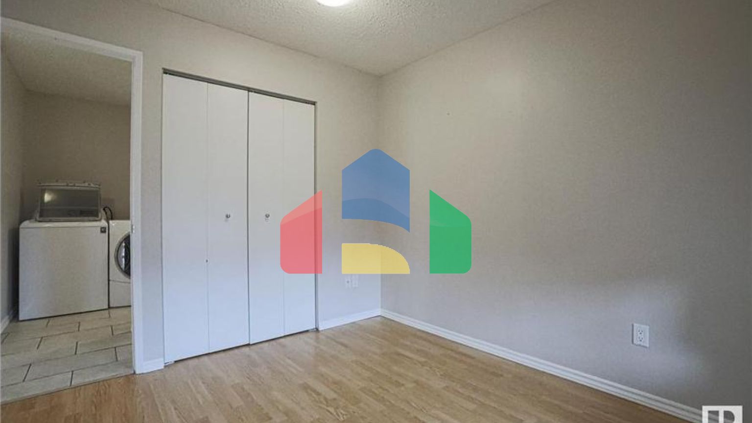Residential - Condo/Apartment - Edmonton, Canada - Canada